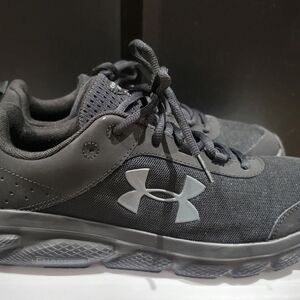 Under Armour Charged Assert 8-11.5